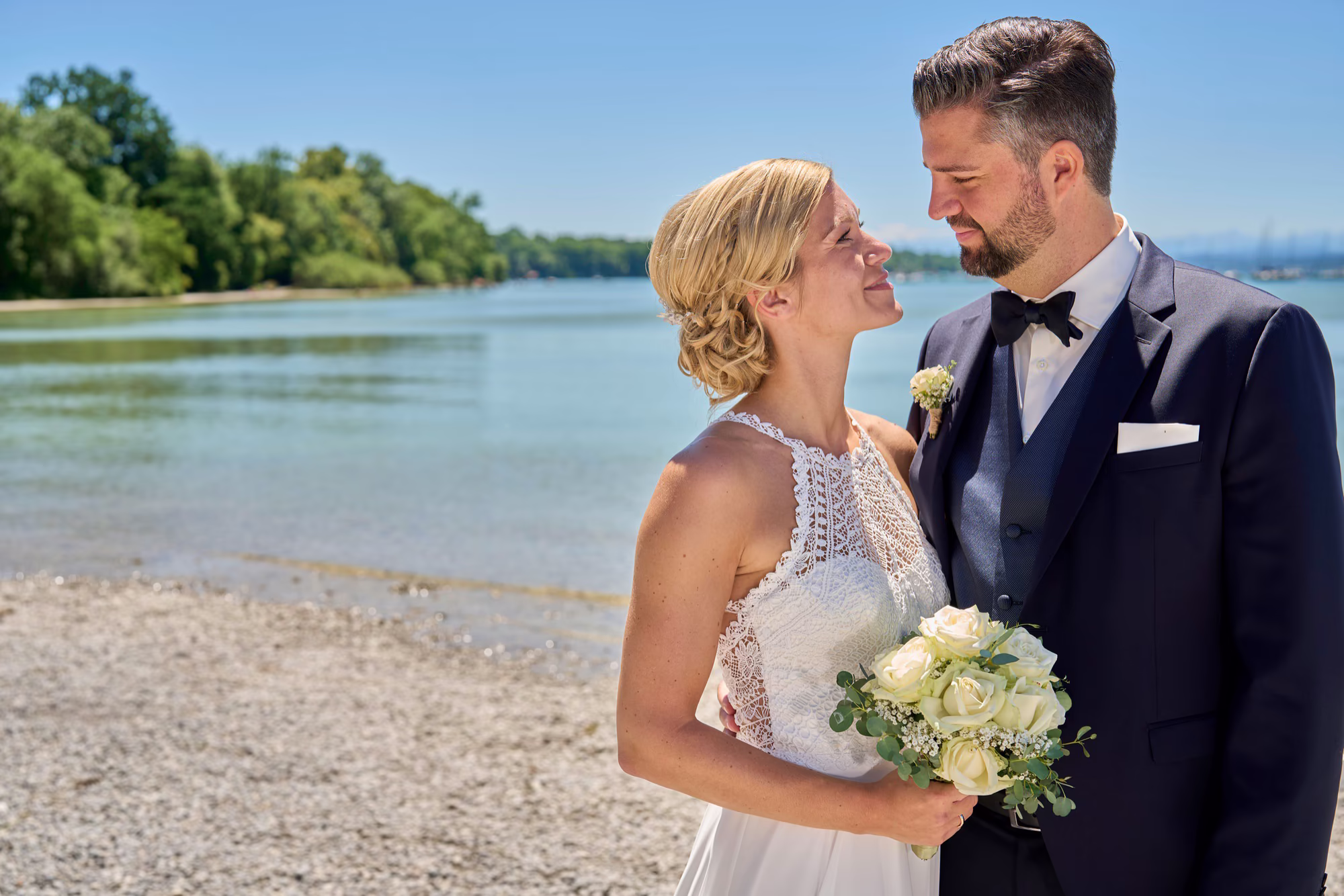 Natürliche Hochzeitsfotos im Freien - Hochzeitsfotografie Gilching