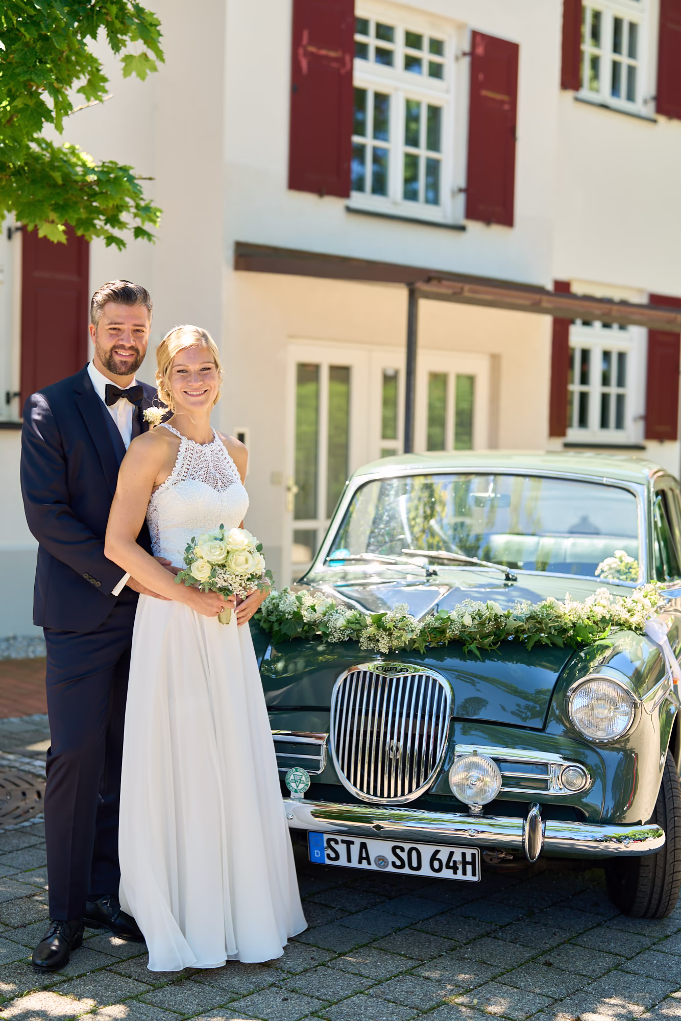Braut beim Getting Ready - Hochzeitsvorbereitung in Gilching